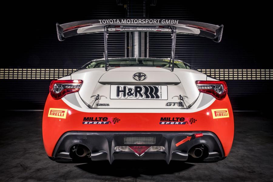  Toyota GT 86 CS Cup by TMG 2017 года  (фото 3 из 8)